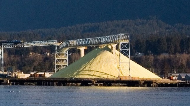 Sulfur storage mound, Vancouver (Kimon Berlin / CC BY SA 2.0)