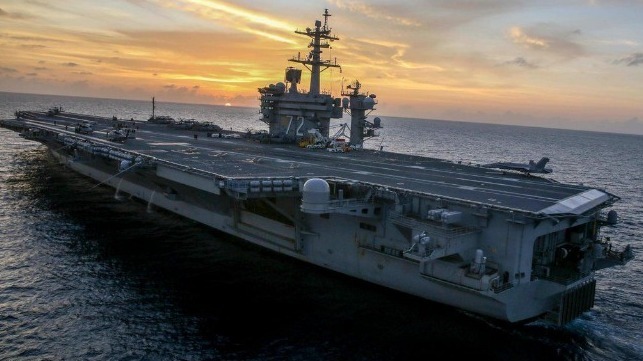 Carrier USS Lincoln