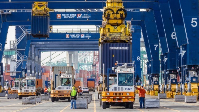 container offloading