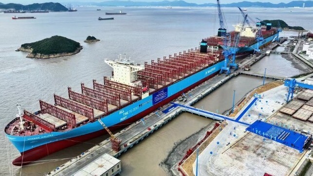 Maersk containership converted to methanol