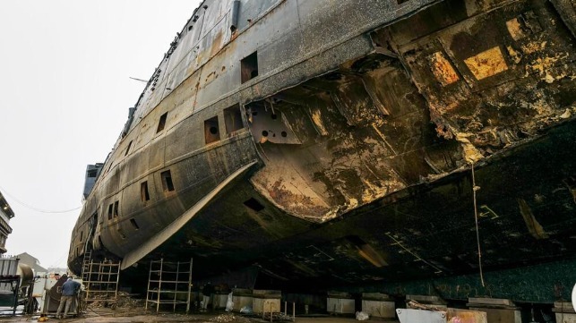 Repairs to the hull of USS Texas under way at Gulf Copper, March 2024 (Spencer E. Blake / CC BY)